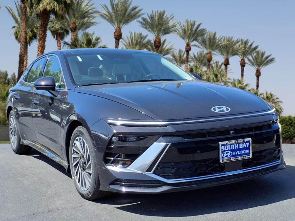 new 2025 Hyundai Sonata Hybrid car, priced at $36,971