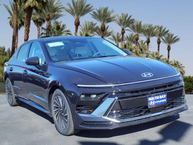 new 2025 Hyundai Sonata Hybrid car, priced at $31,640