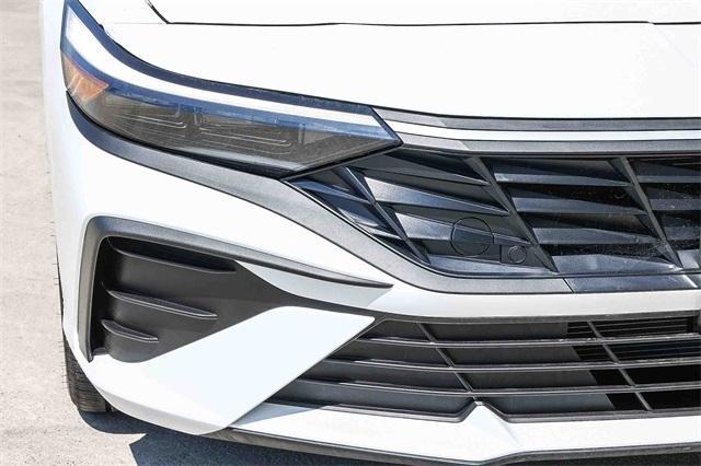 new 2025 Hyundai ELANTRA HEV car, priced at $22,845
