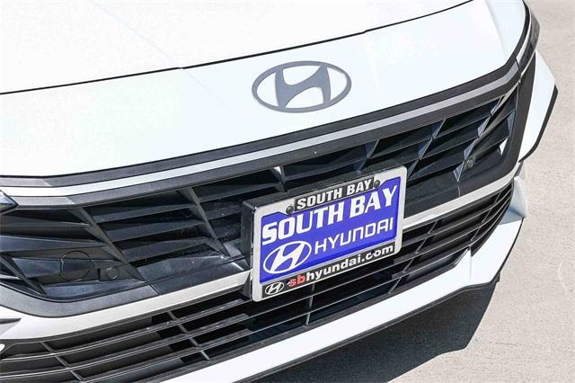 new 2025 Hyundai ELANTRA HEV car, priced at $22,845