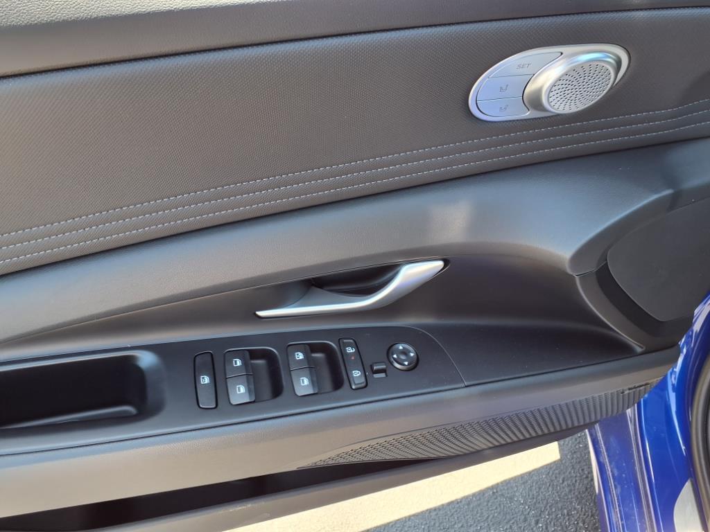 new 2025 Hyundai ELANTRA HEV car, priced at $29,511