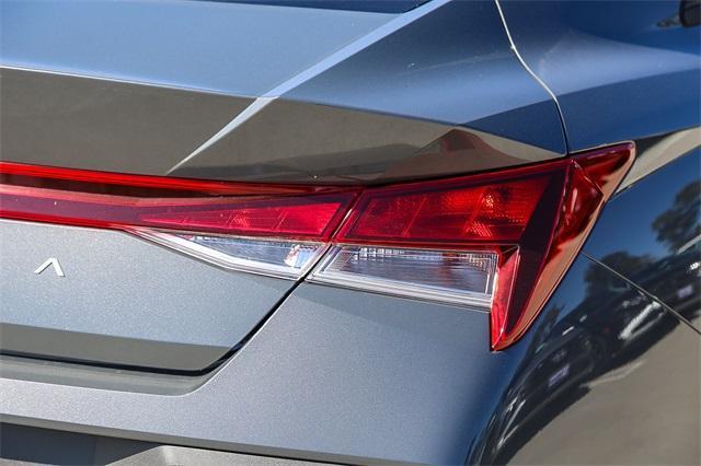 new 2025 Hyundai Elantra car, priced at $19,290