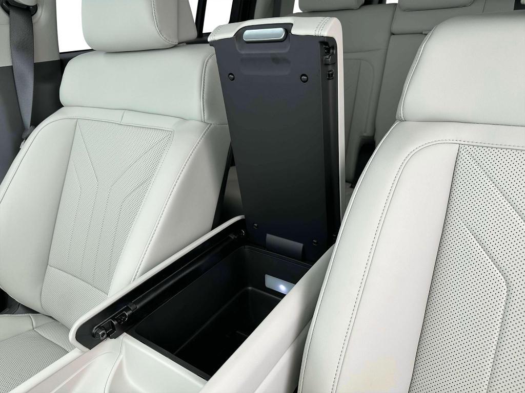new 2025 Hyundai Santa Fe car, priced at $36,006