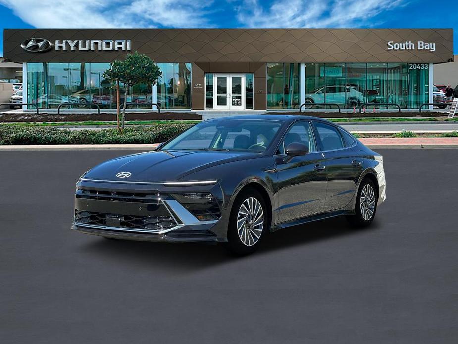 new 2025 Hyundai Sonata Hybrid car, priced at $38,205