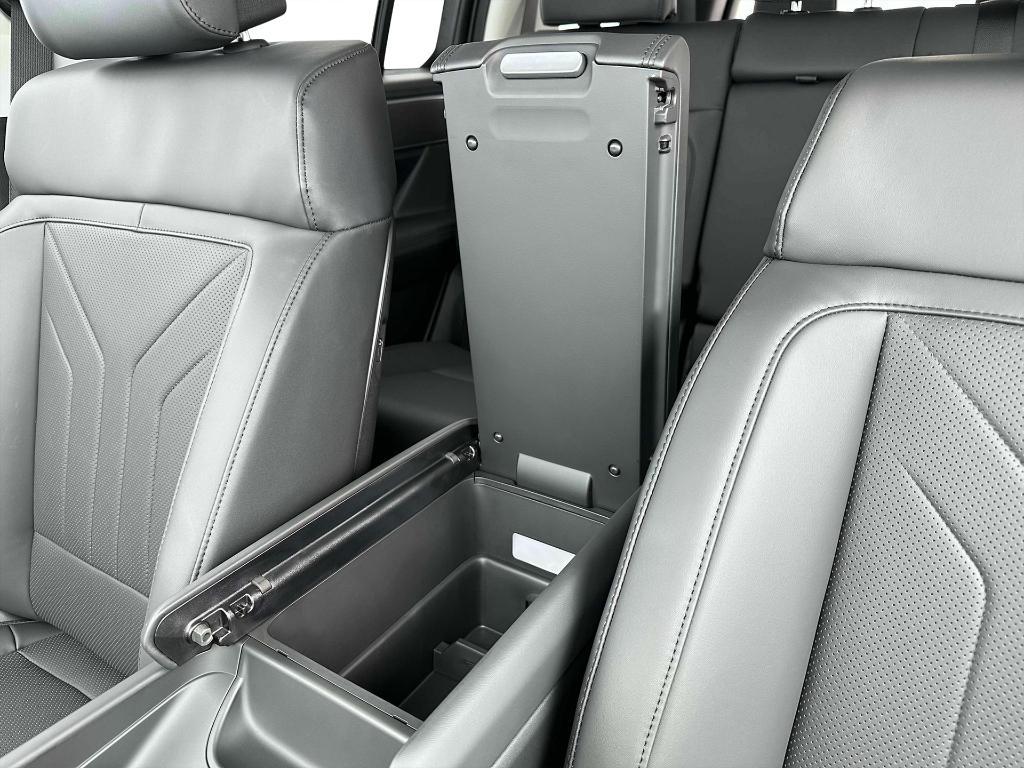 new 2025 Hyundai SANTA FE HEV car, priced at $37,571