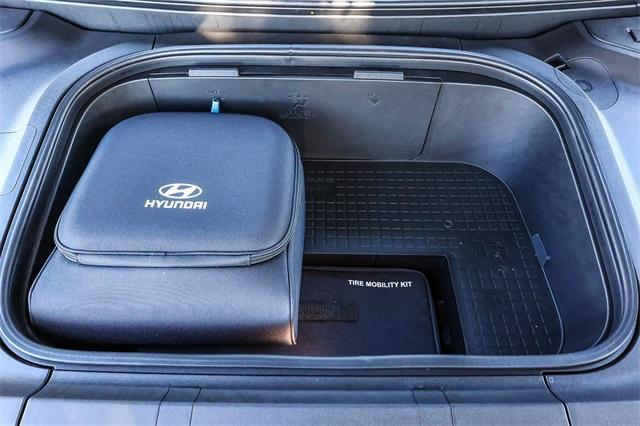 new 2026 Hyundai IONIQ 9 car, priced at $62,405