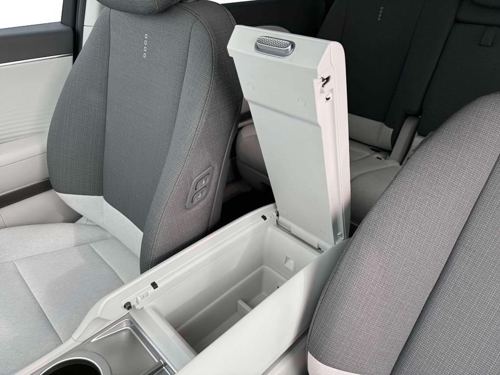 new 2026 Hyundai IONIQ 9 car, priced at $62,405