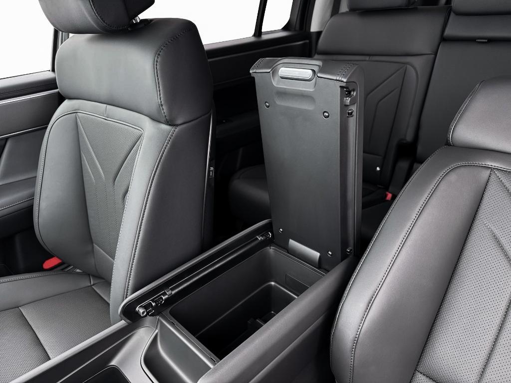 new 2026 Hyundai SANTA FE HEV car, priced at $40,101
