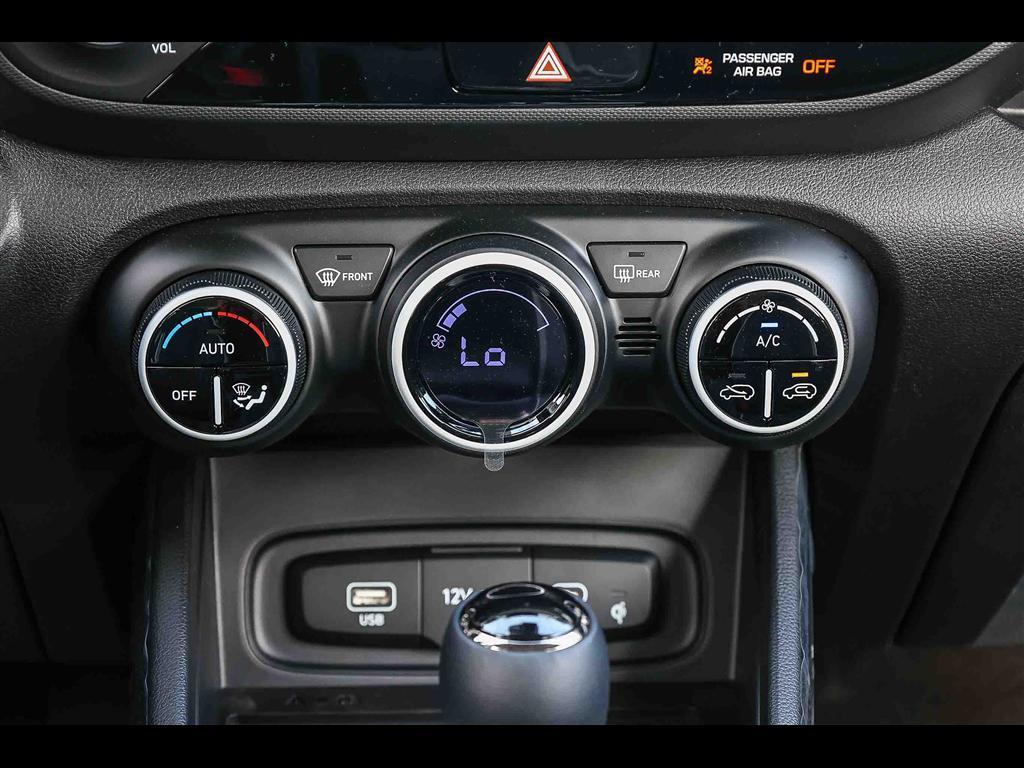 new 2025 Hyundai Venue car, priced at $25,125
