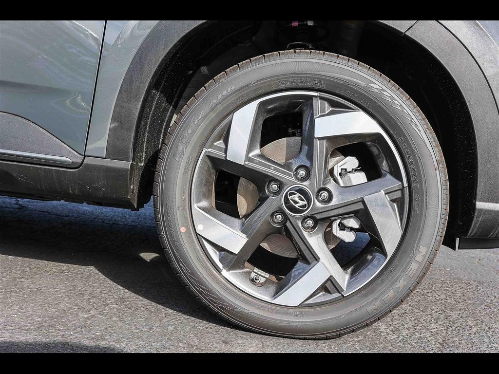 new 2025 Hyundai Venue car, priced at $25,125