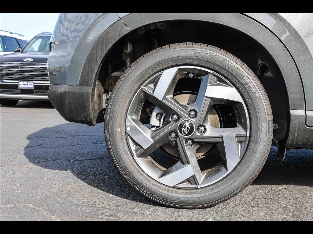 new 2025 Hyundai Venue car, priced at $25,125