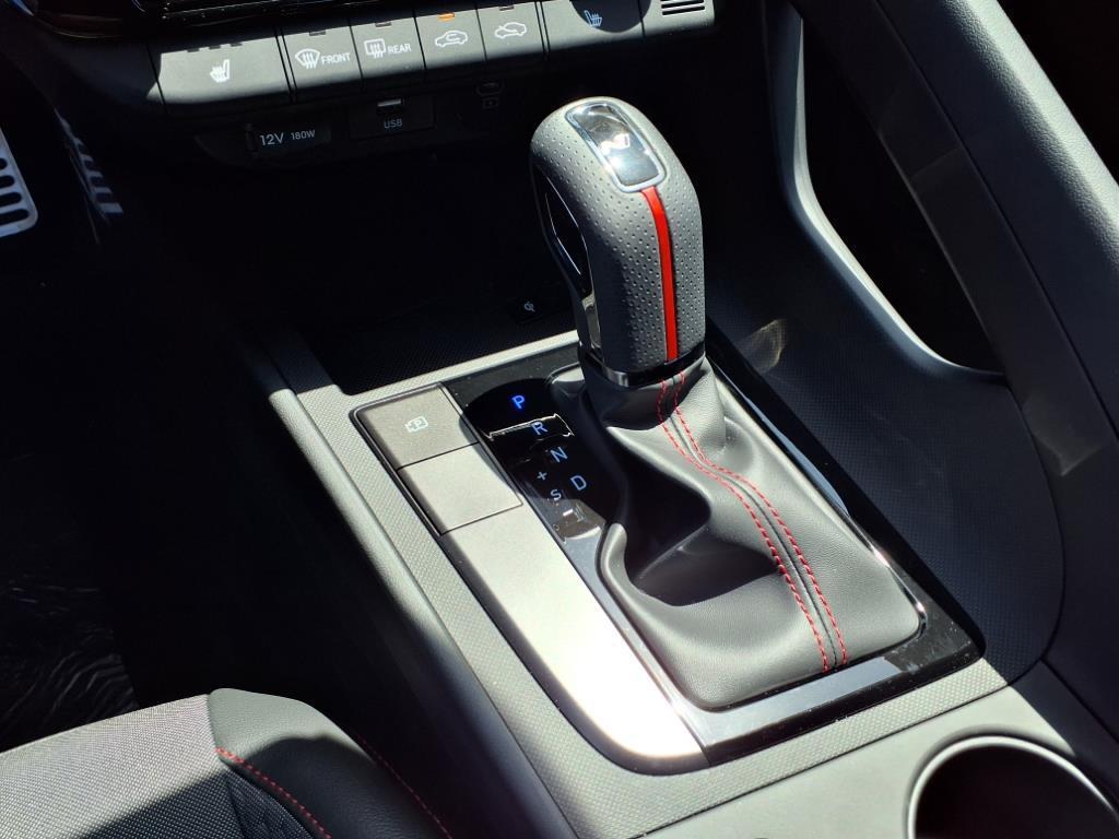 new 2025 Hyundai Elantra car, priced at $28,422