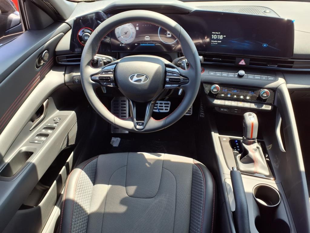 new 2025 Hyundai Elantra car, priced at $28,422