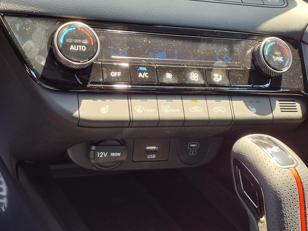new 2025 Hyundai Elantra car, priced at $28,422