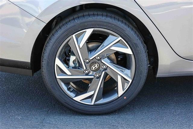 new 2025 Hyundai ELANTRA HEV car, priced at $22,715