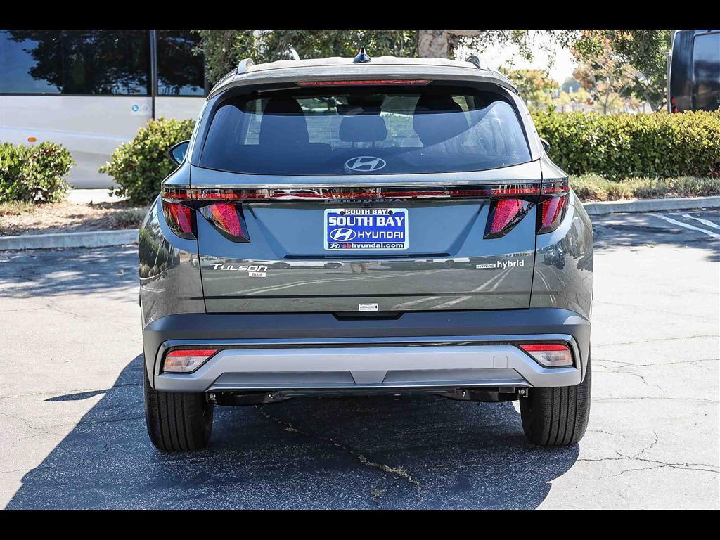 new 2025 Hyundai TUCSON Hybrid car, priced at $30,730