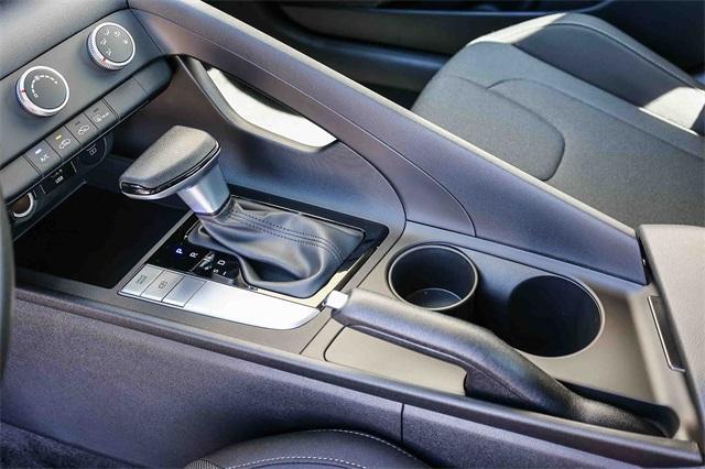 new 2025 Hyundai Elantra car, priced at $19,230
