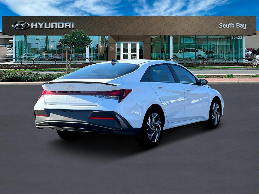 new 2025 Hyundai Elantra car, priced at $23,658