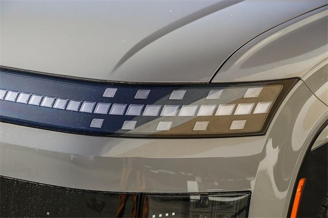 new 2026 Hyundai IONIQ 9 car, priced at $66,575