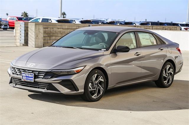 new 2025 Hyundai Elantra car, priced at $20,135