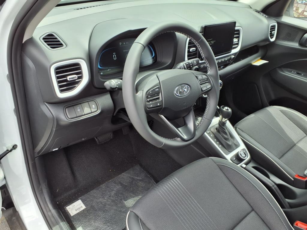 new 2025 Hyundai Venue car, priced at $24,016