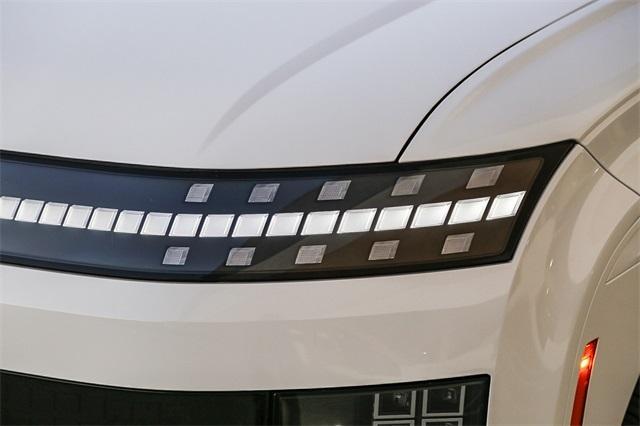 new 2026 Hyundai IONIQ 9 car, priced at $75,575