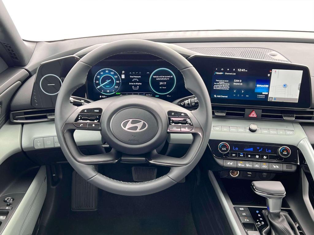 new 2025 Hyundai Elantra HEV car, priced at $31,585