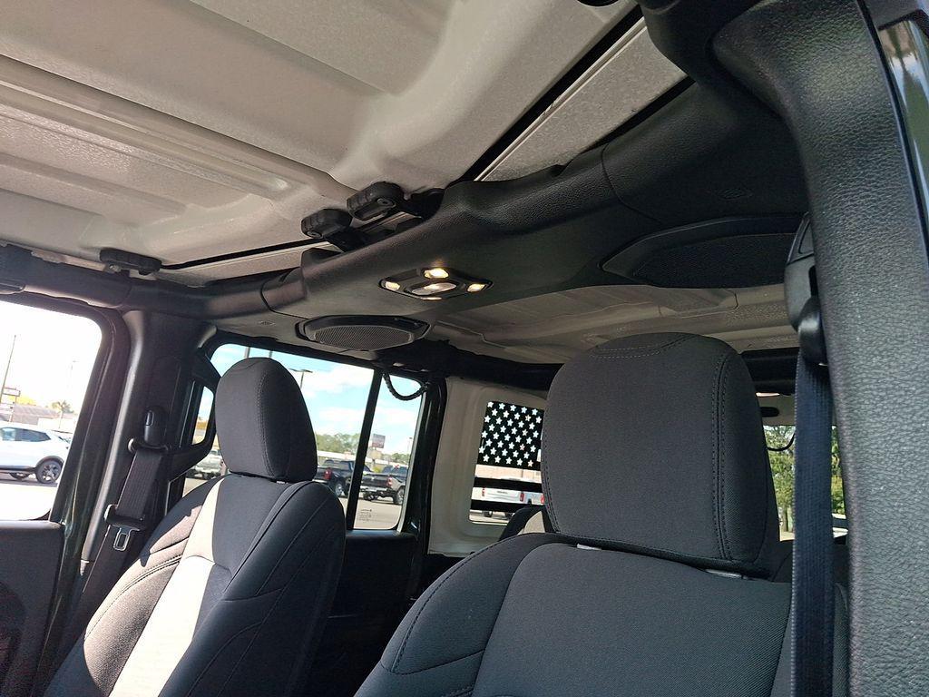 used 2022 Jeep Wrangler Unlimited car, priced at $29,500