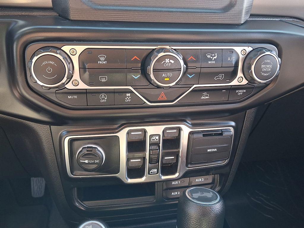 used 2022 Jeep Wrangler Unlimited car, priced at $29,500