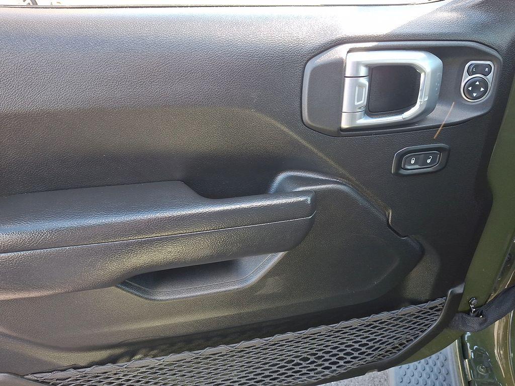 used 2022 Jeep Wrangler Unlimited car, priced at $29,500