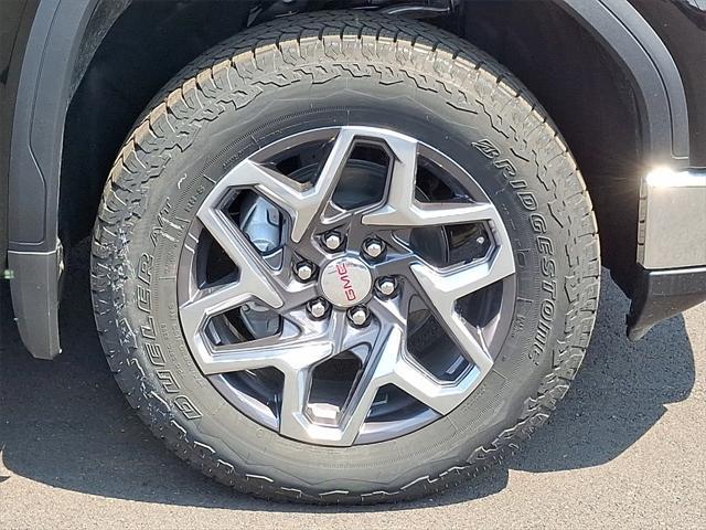 new 2025 GMC Sierra 1500 car, priced at $57,475