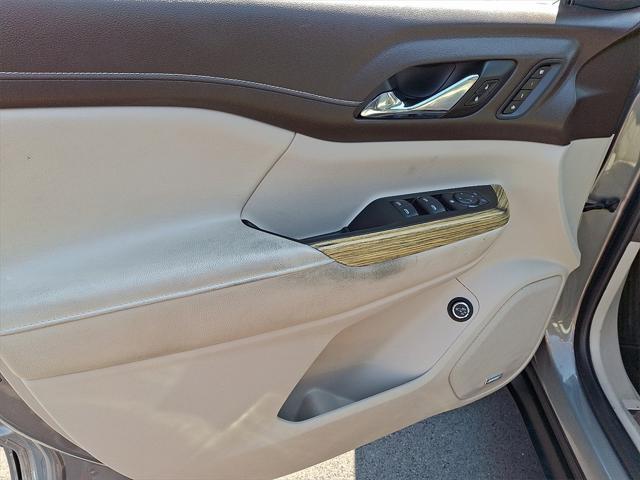 used 2019 GMC Acadia car, priced at $24,000