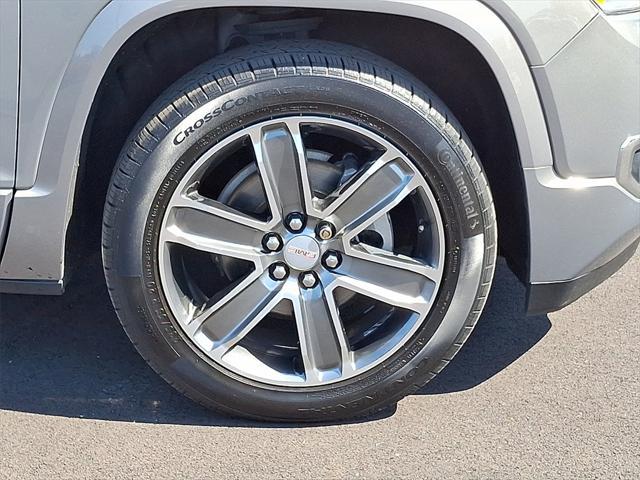 used 2019 GMC Acadia car, priced at $24,000
