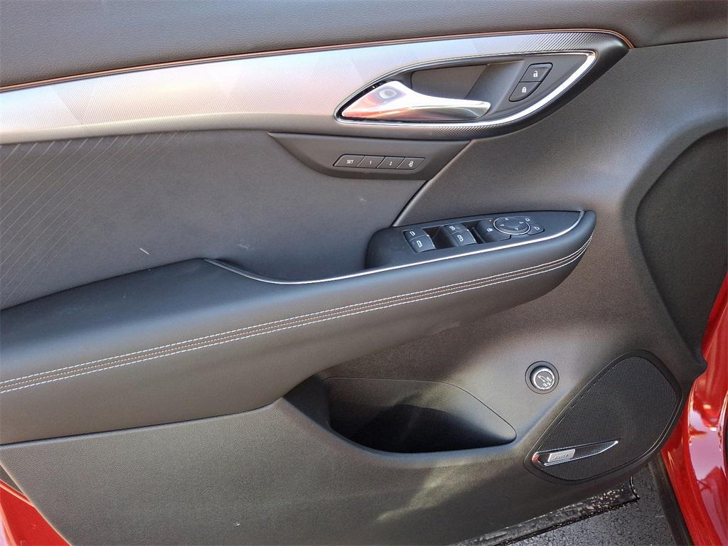 new 2025 Buick Envision car, priced at $39,240