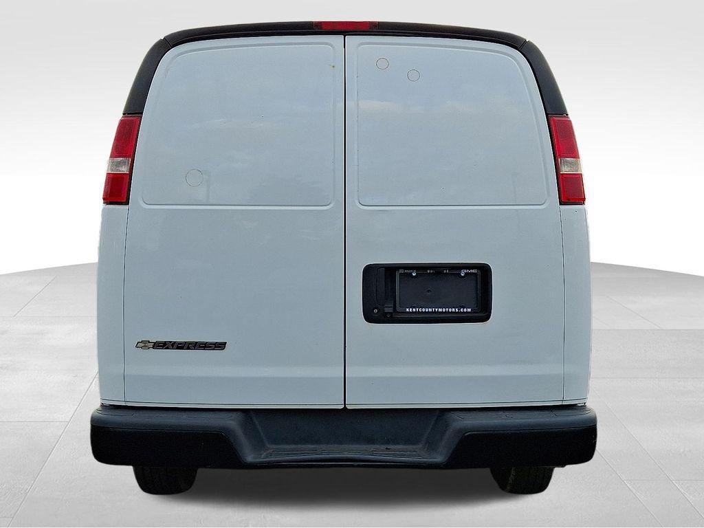used 2018 Chevrolet Express 3500 car, priced at $17,500