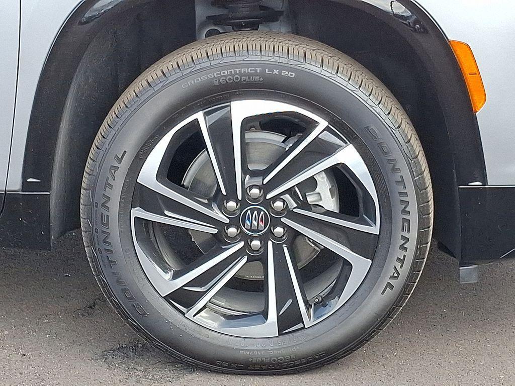 used 2025 Buick Enclave car, priced at $44,000