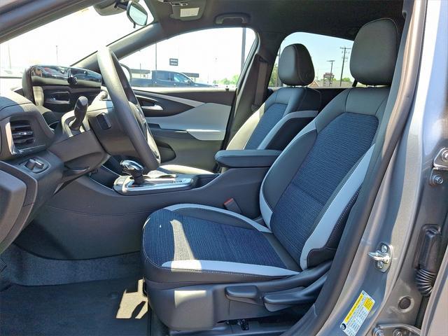 new 2025 Buick Envista car, priced at $25,085