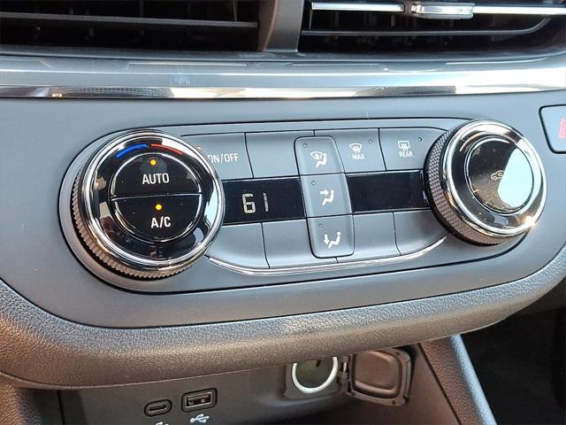 new 2025 Buick Envista car, priced at $25,085