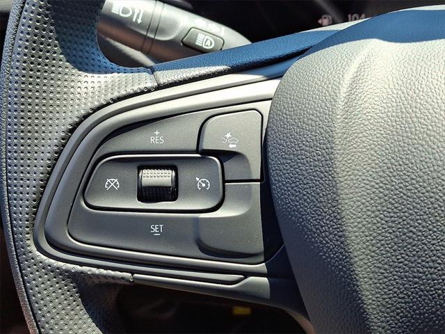 new 2025 Buick Envista car, priced at $25,085