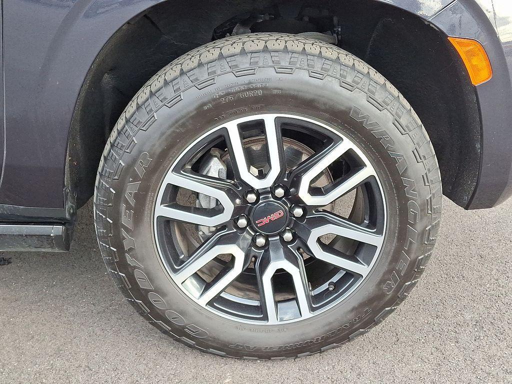 used 2023 GMC Yukon car, priced at $59,500