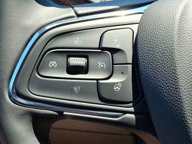 new 2025 Buick Envista car, priced at $26,080