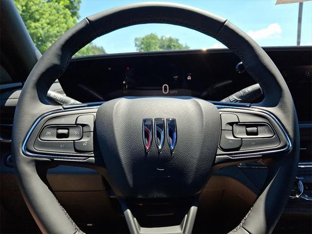 new 2025 Buick Envista car, priced at $26,080