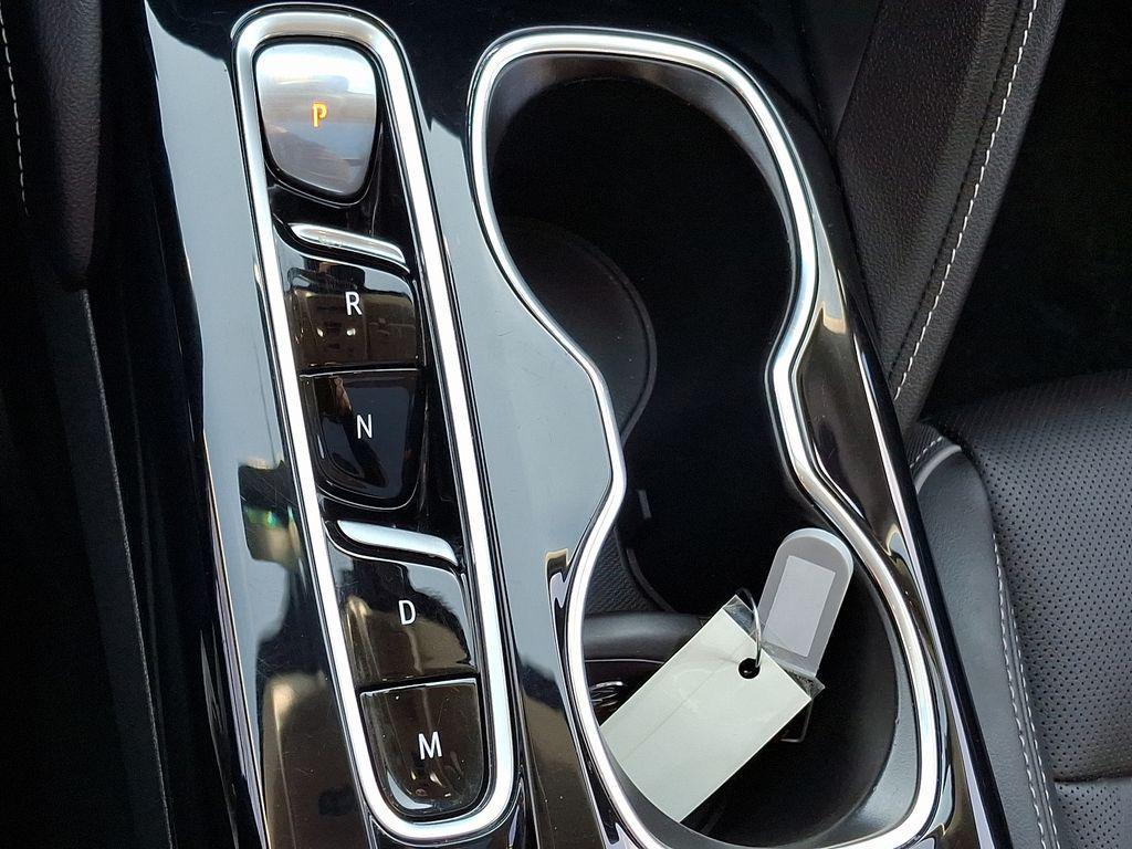 used 2023 Buick Envision car, priced at $28,200