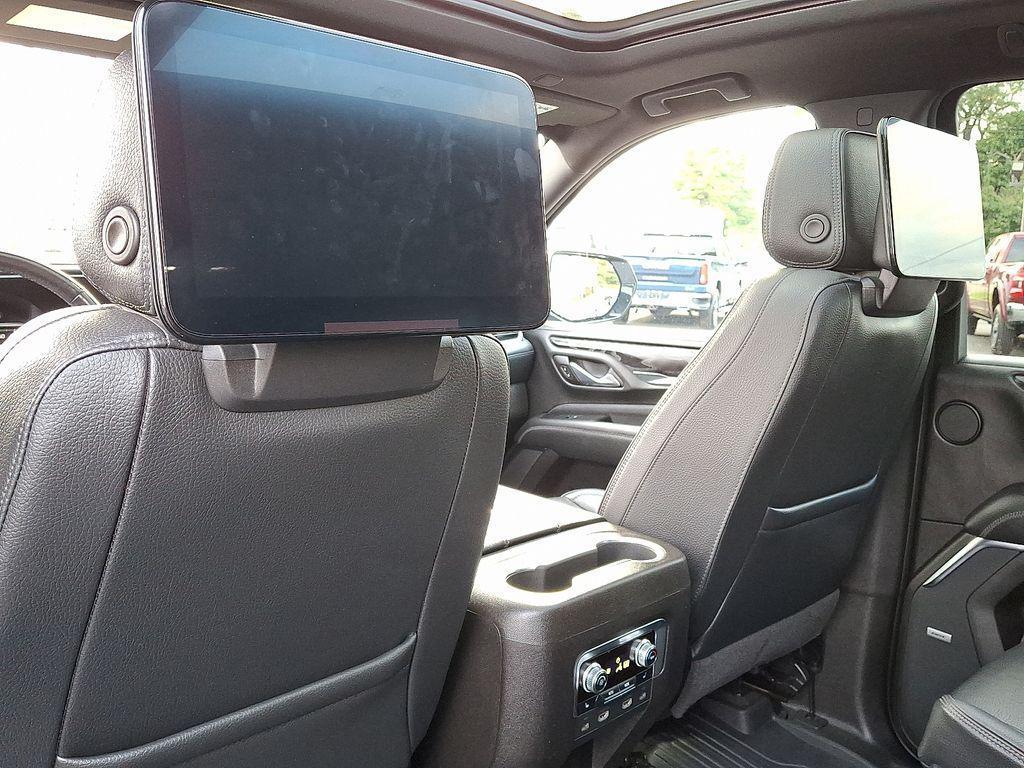 used 2021 GMC Yukon XL car, priced at $45,500