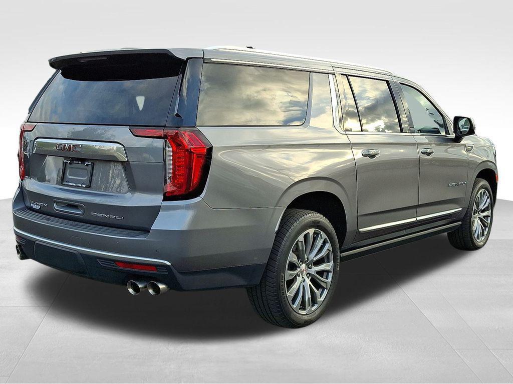 used 2021 GMC Yukon XL car, priced at $45,500