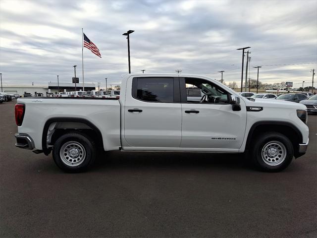 new 2025 GMC Sierra 1500 car, priced at $46,940