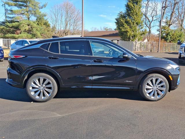 new 2025 Buick Envista car, priced at $31,285