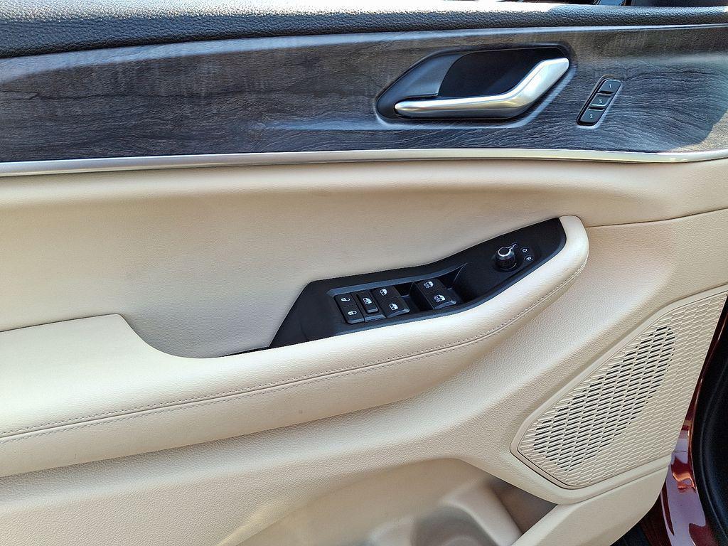 used 2024 Jeep Grand Cherokee L car, priced at $37,500