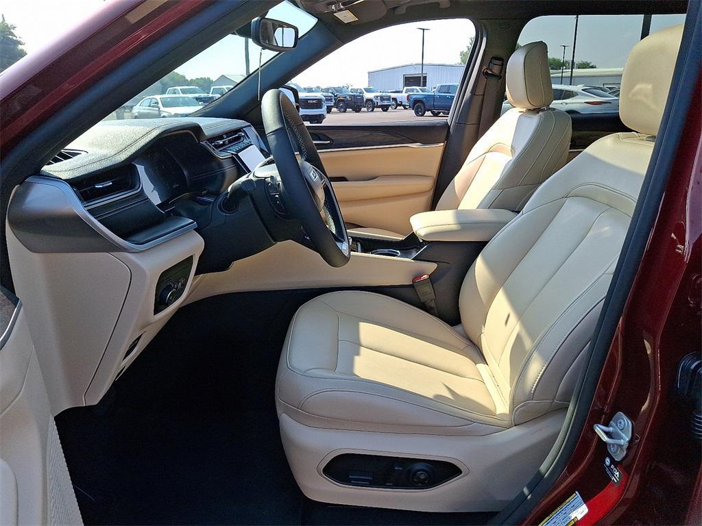 used 2024 Jeep Grand Cherokee L car, priced at $40,000