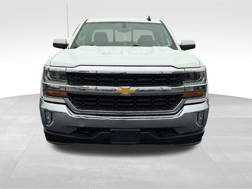 used 2018 Chevrolet Silverado 1500 car, priced at $26,000